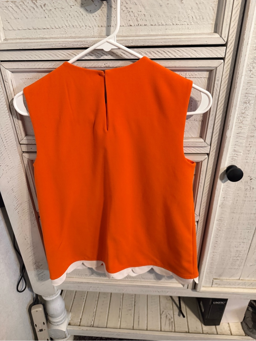 Victoria Beckham Bright Orange Sleeveless Scallop-Hem Top